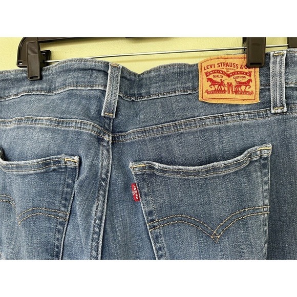 LEVIS 726 Jeans Sz 32/28 Flare High Rise Med Wash Denim Stretch High Waist​​​​ - Picture 9 of 12